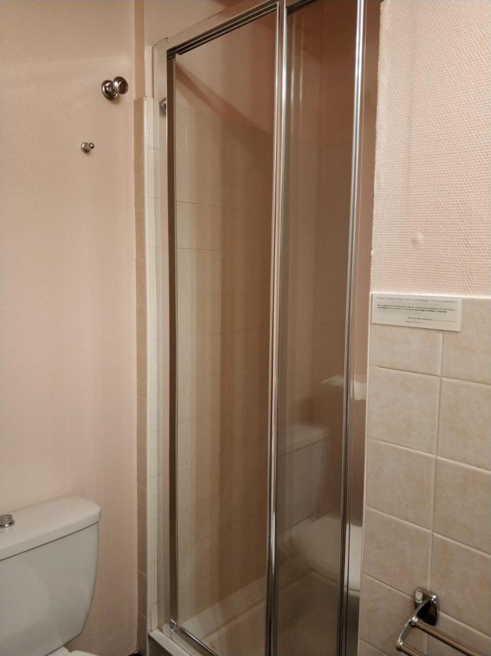 Logis Hotel Calisola Besancon - Soiree Etape Chalezeule Екстериор снимка